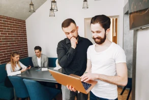 Startups with restricted hiring bandwidth 